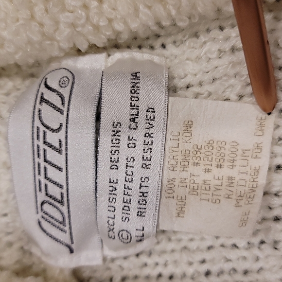 🦋Sideffects Open Boucle' Cardigan Medium, Winter White - Picture 4 of 7